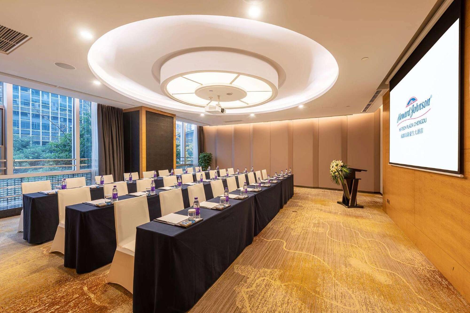 Howard Johnson Hi - Tech Plaza Chengdu Exterior photo
