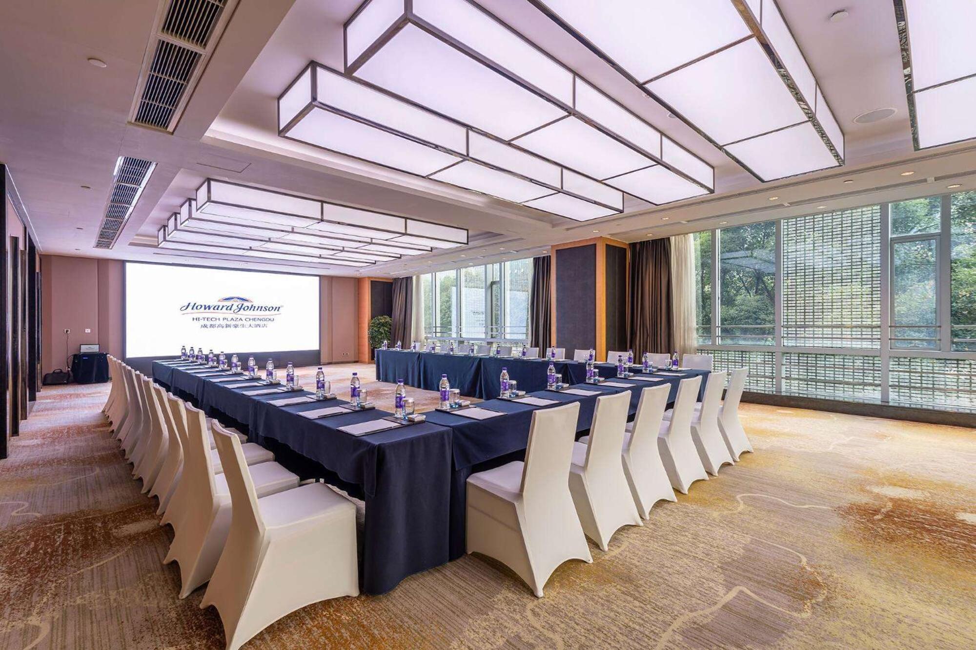 Howard Johnson Hi - Tech Plaza Chengdu Exterior photo